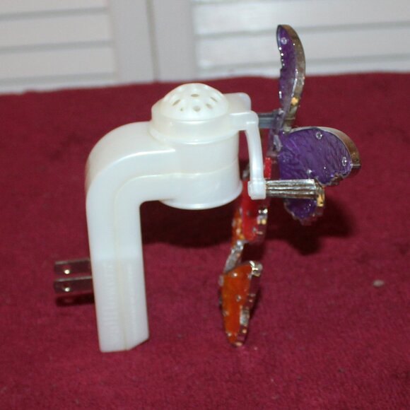 Bath & Body Works Wallflowers Plug in th Butterfly Trio or Spring Butterflies - Picture 4 of 6